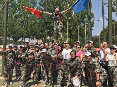 黑龍江機(jī)場(chǎng)集團(tuán)工會(huì)舉辦班組長(zhǎng)培訓(xùn)班并開展文化藝術(shù)交流活動(dòng)